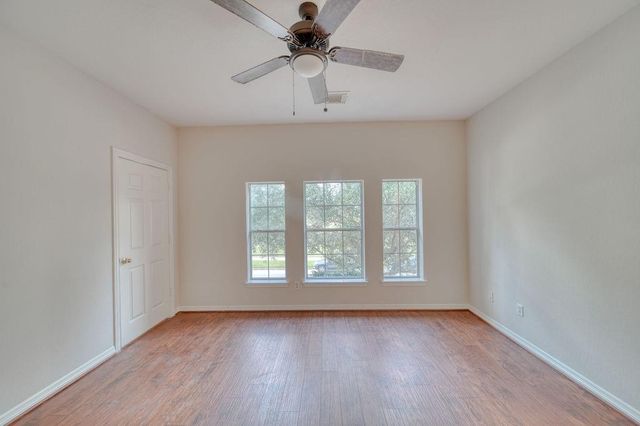 9606 Oakland Lake Way, Missouri City, TX 77459