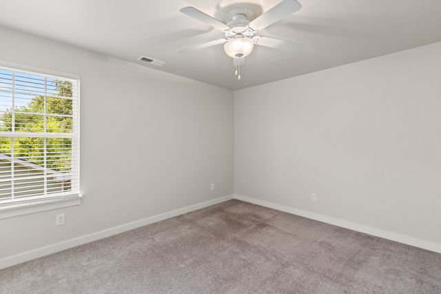4014 Ella Cook Cir, Murfreesboro, TN 37129