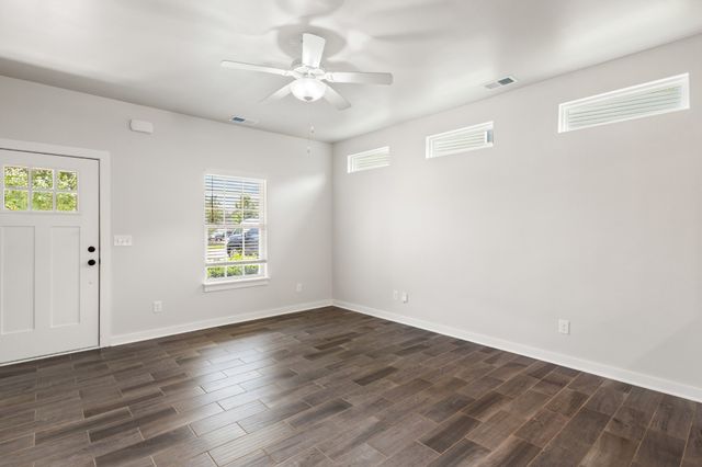 4014 Ella Cook Cir, Murfreesboro, TN 37129