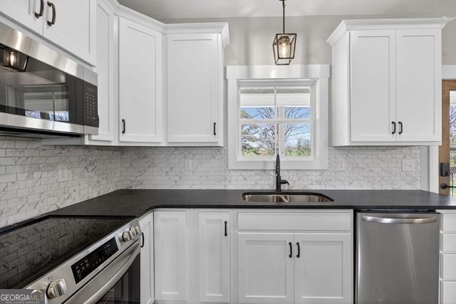 51 Fast Lane, Ranburne, AL 36273