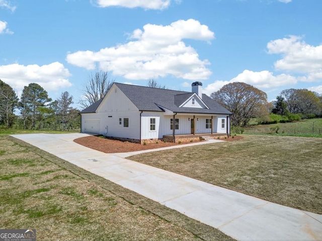 51 Fast Lane, Ranburne, AL 36273