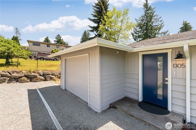 1303 Comet St, Milton, WA 98354