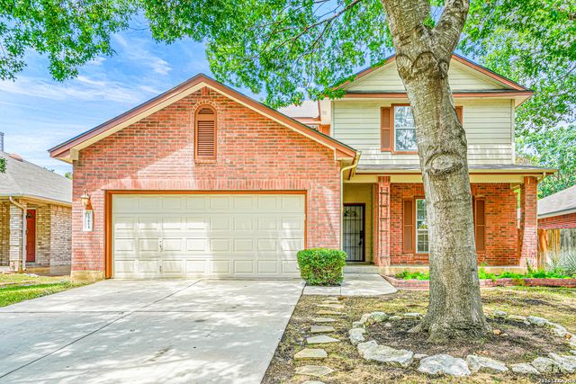 15414 PRESTON PASS DR, San Antonio, TX 78247