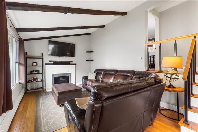 44 Vinedale Rd, Brockton, MA 02301