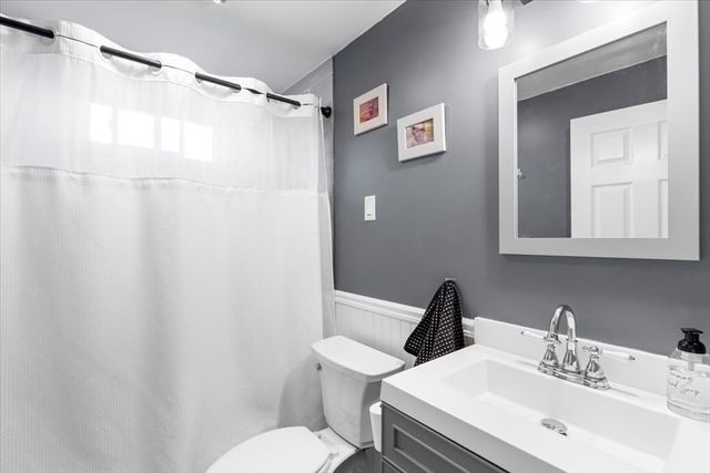 44 Vinedale Rd, Brockton, MA 02301