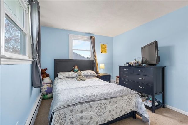 44 Vinedale Rd, Brockton, MA 02301