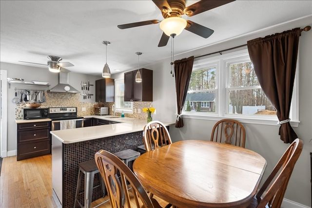 44 Vinedale Rd, Brockton, MA 02301