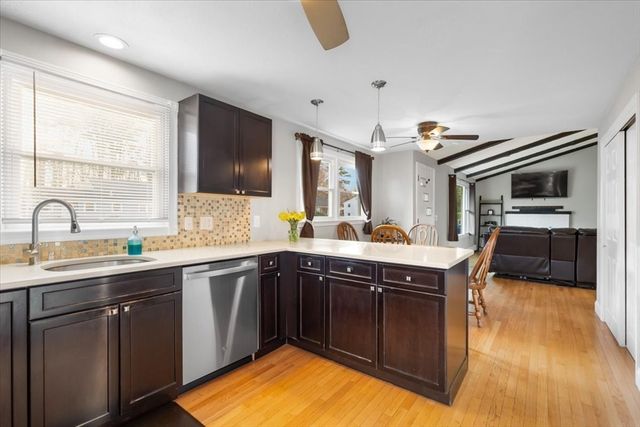 44 Vinedale Rd, Brockton, MA 02301