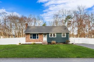 44 Vinedale Rd, Brockton, MA 02301