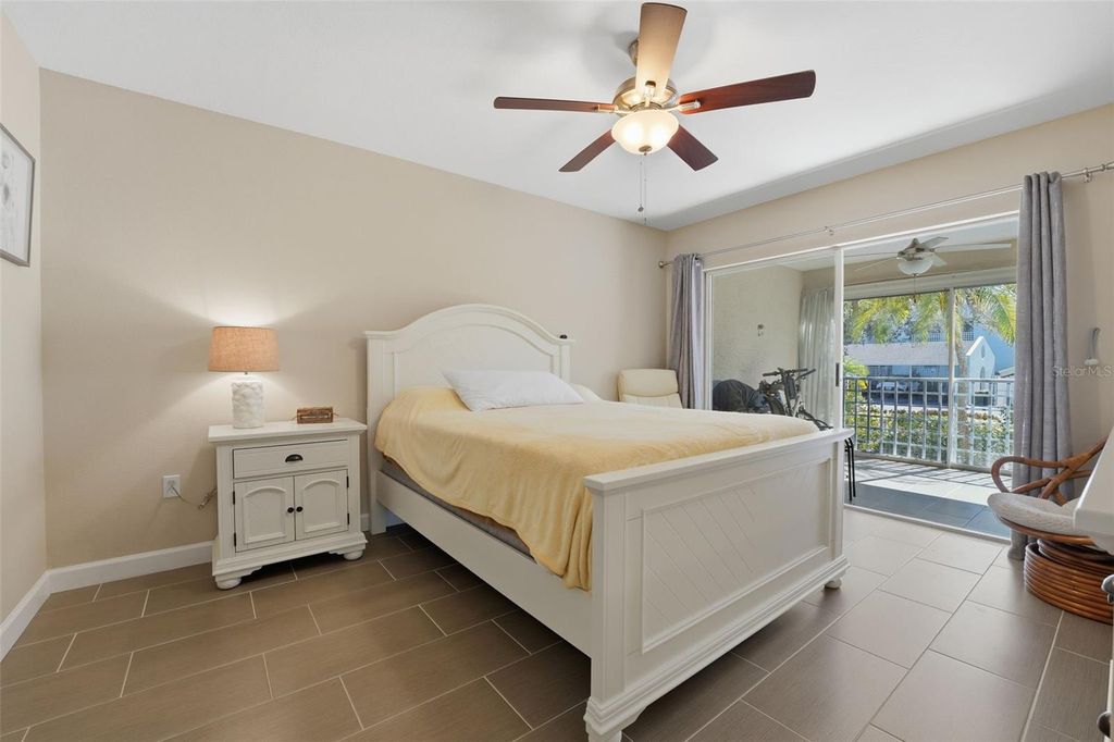 Image 15 of property listing at 304 108TH STREET W 110, Bradenton, FL 34209