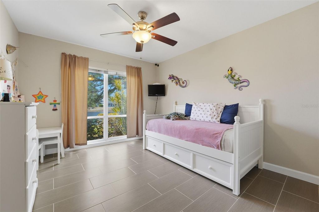 Image 20 of property listing at 304 108TH STREET W 110, Bradenton, FL 34209