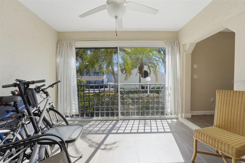 Image 26 of property listing at 304 108TH STREET W 110, Bradenton, FL 34209