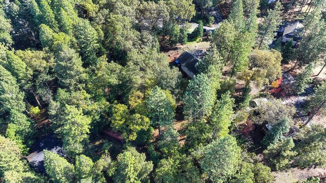 6584 Green Leaf Ln, Foresthill, CA 95631