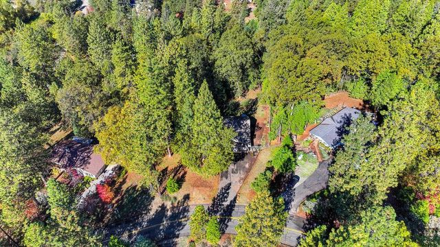 6584 Green Leaf Ln, Foresthill, CA 95631