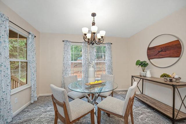 6584 Green Leaf Ln, Foresthill, CA 95631