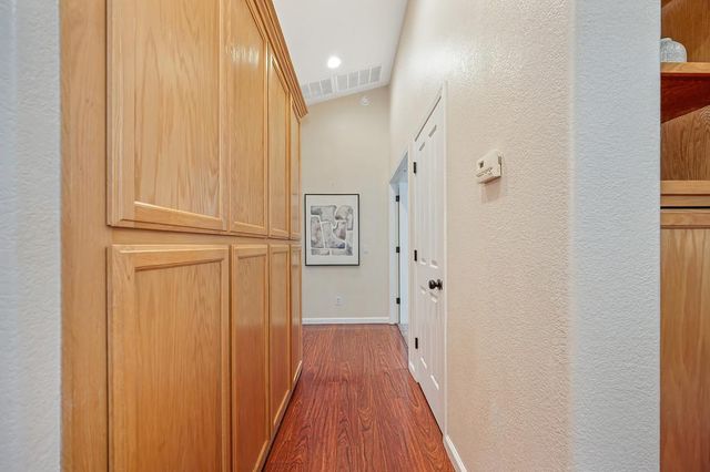 6584 Green Leaf Ln, Foresthill, CA 95631