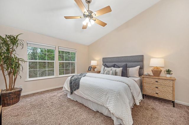 6584 Green Leaf Ln, Foresthill, CA 95631