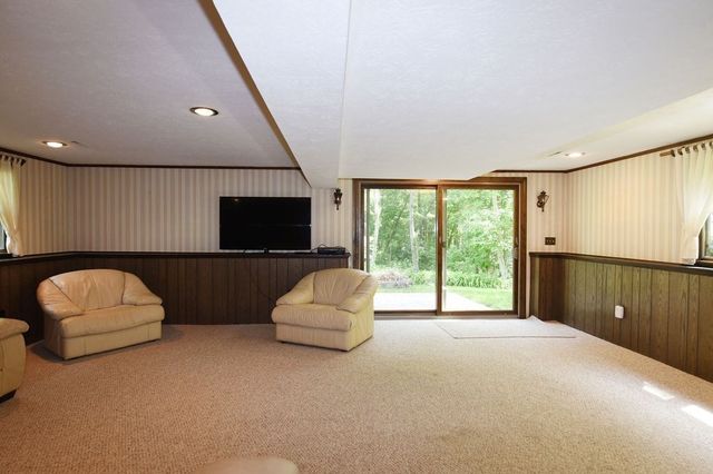 212 Spruce Way, Hanover, MA 02339