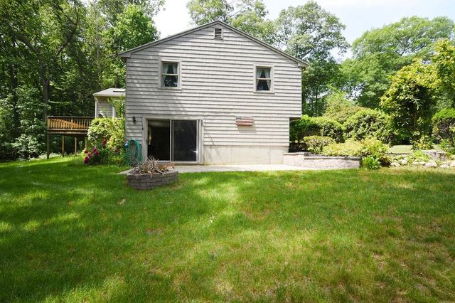 212 Spruce Way, Hanover, MA 02339