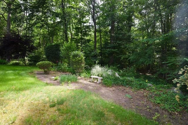 212 Spruce Way, Hanover, MA 02339