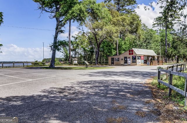 203 Foxwood Circle, St. Marys, GA 31558