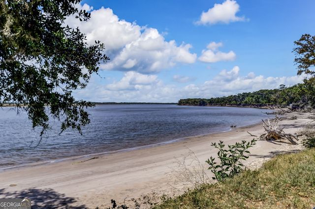 203 Foxwood Circle, St. Marys, GA 31558