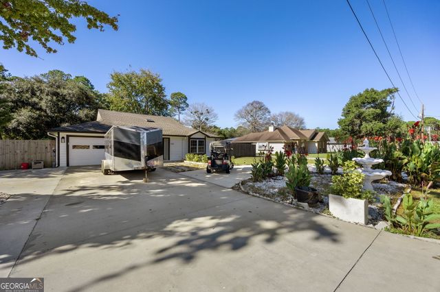 203 Foxwood Circle, St. Marys, GA 31558