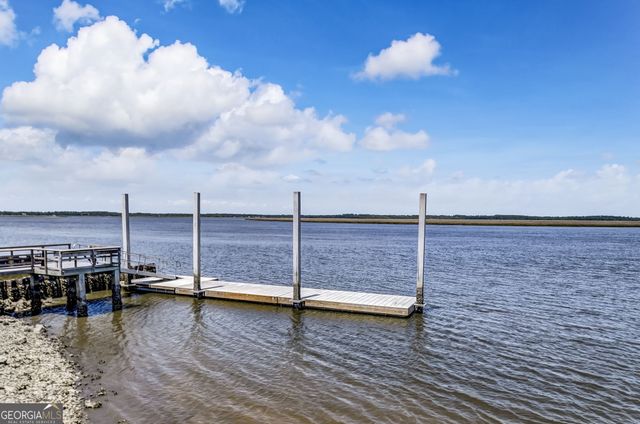 203 Foxwood Circle, St. Marys, GA 31558