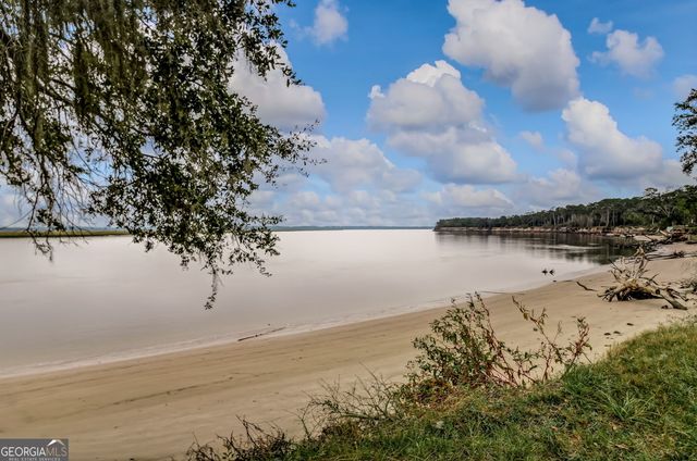 203 Foxwood Circle, St. Marys, GA 31558