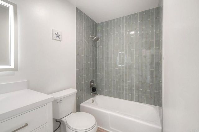 4705 Marina 10, Carlsbad, CA 92008