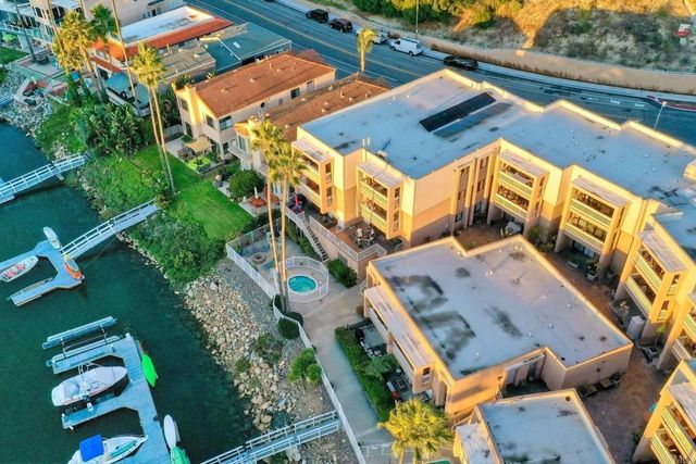 4705 Marina 10, Carlsbad, CA 92008