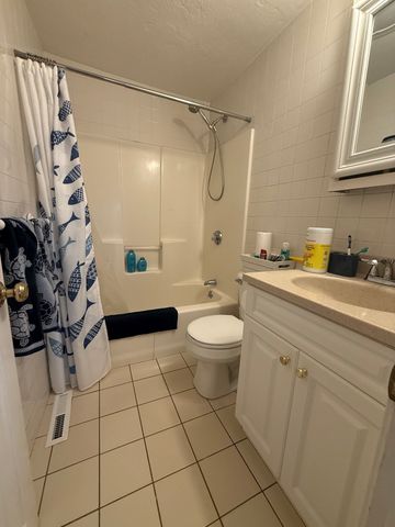 19 Old Mouth Rd, Scituate, MA 02066