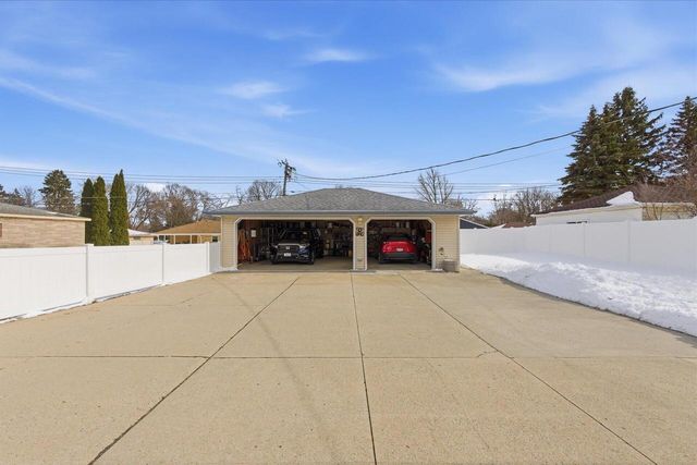 8205 W Beloit ROAD, West Allis, WI 53219