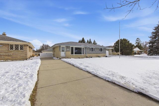 8205 W Beloit ROAD, West Allis, WI 53219