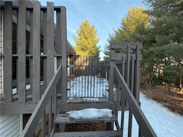 1215 Glades Drive, Altoona, WI 54720