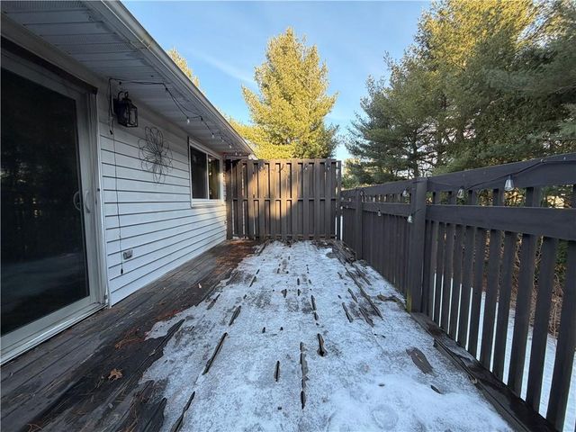 1215 Glades Drive, Altoona, WI 54720