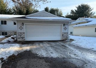 1215 Glades Drive, Altoona, WI 54720