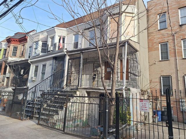 1326 College Avenue, Bronx, NY 10456