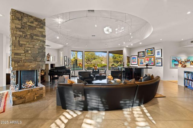 10040 E HAPPY VALLEY Road 625, Scottsdale, AZ 85255