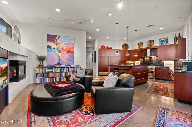 10040 E HAPPY VALLEY Road 625, Scottsdale, AZ 85255