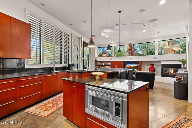 10040 E HAPPY VALLEY Road 625, Scottsdale, AZ 85255