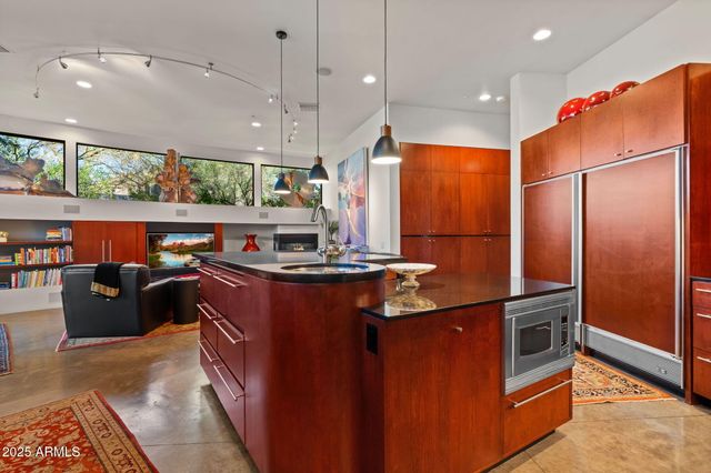 10040 E HAPPY VALLEY Road 625, Scottsdale, AZ 85255