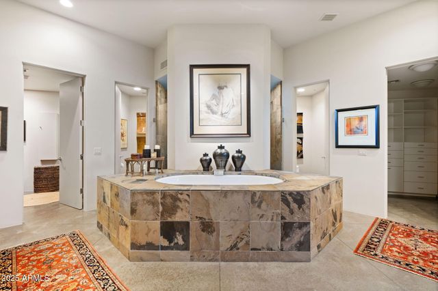 10040 E HAPPY VALLEY Road 625, Scottsdale, AZ 85255