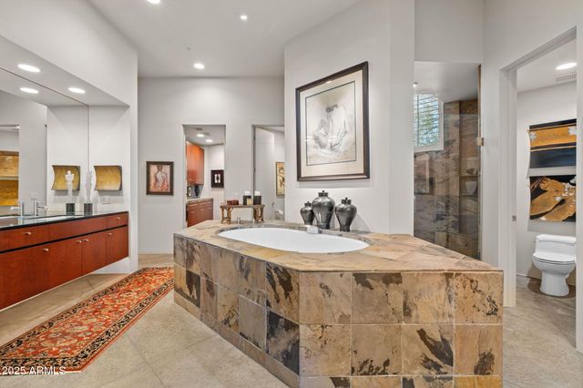 10040 E HAPPY VALLEY Road 625, Scottsdale, AZ 85255