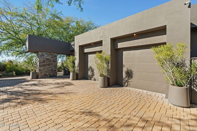 10040 E HAPPY VALLEY Road 625, Scottsdale, AZ 85255
