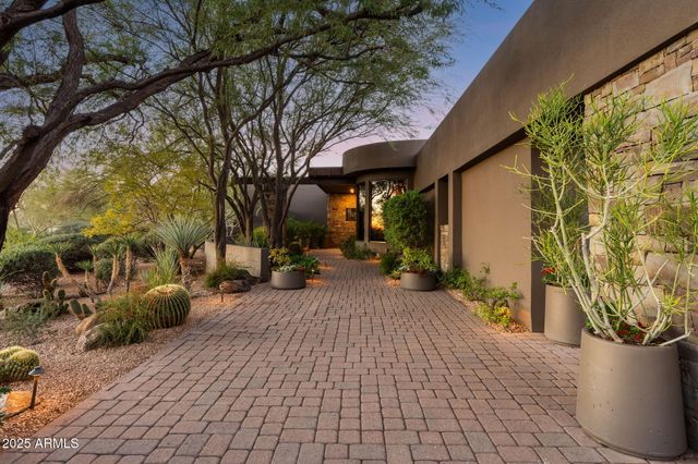 10040 E HAPPY VALLEY Road 625, Scottsdale, AZ 85255