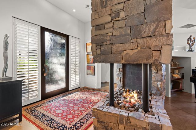 10040 E HAPPY VALLEY Road 625, Scottsdale, AZ 85255