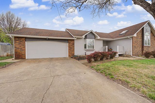 1220 Fredrich Dr., Salina, KS 67401