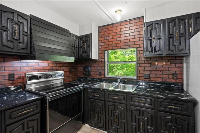 207 Carol Joyce Drive SE, Dalton, GA 30721