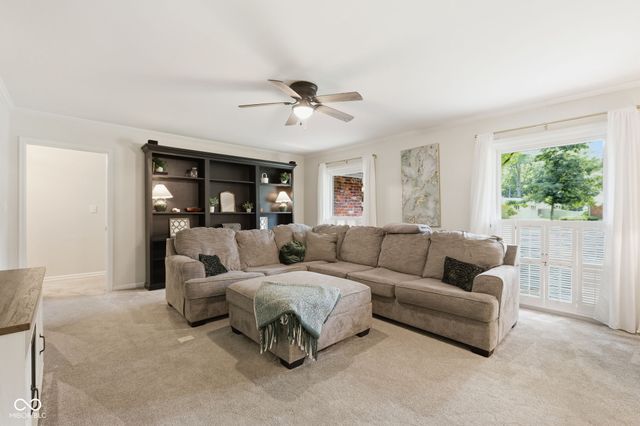 5 Windridge, Anderson, IN 46011